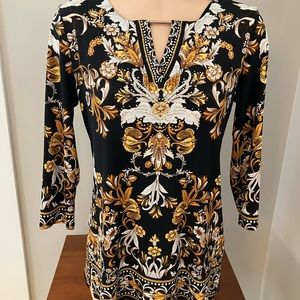 JM Collection Women’s Tunic Top. Size small